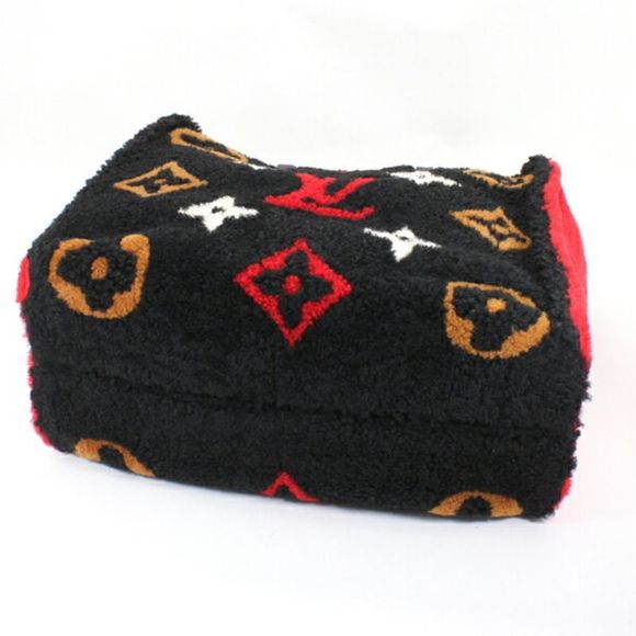 Louis Vuitton Onthego Gm Multicolour Faux Fur Handbag (Pre-Owned) - Picture 3 of 10